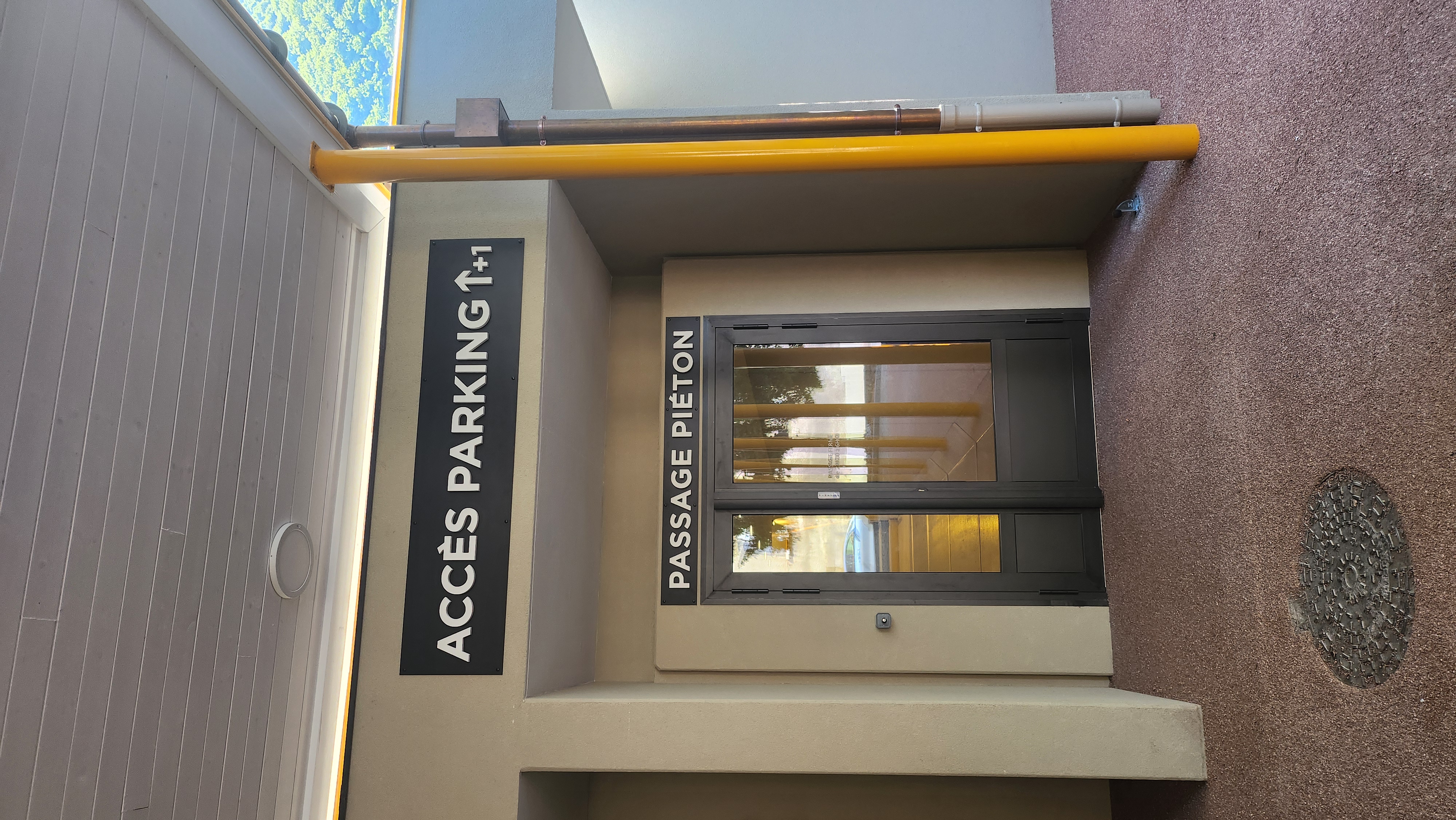 Entrée souterrain P0